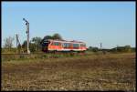 Am 15.10.2011 ist 642 189 als RB von Loburg nach Magdeburg im Einsatz, hier passiert der Zug das Einfahrsignal des Bahnhofs Büden.