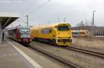 642 223/723 als RB13 (RB 17962) von Rathenow nach Stendal in Rathenow. Ebenfalls stand ein Hochgeschwindigkeitsschleifung HSG-2 (99 80 9527 002-6), der Firma Vossloh, in Rathenow abgestellt. Dieser Schleifzug war auf der InnoTrans 2012 ausgestellt gewesen. 01.02.2013