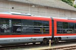 Ein Desiro im Desiro gespiegelt. Am 18.6.16 spiegelte sich ein Desiro ML in den Fenstern eines Desiro Classic in Bingen Hbf.

Bingen 18.06.2016