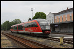 DB 642537 wartete am 24.5.2016 im tschechischen Bahnhof Rumburk auf Fahrgäste nach Bad Schandau.