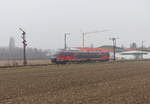 DB 642 025 als RE 16259 von Kassel-Wilhelmshöhe nach Erfurt Hbf, am 11.02.2017 bei der Ausfahrt in Kühnhausen.