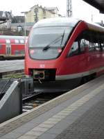 643 513 am 17.4.06 im Giessner Bahnhof. ER wird in Krze als RE 3290 nach Koblenz fahren.
