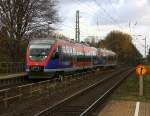 Zwei Euregiobahn (RB20) aus Heerlen(NL)-Stolberg-Hbf kommen die Kohlscheider-Rampe hoch aus Richtung Herzogenrath und halten in Kohlscheid und fahren in Richtung Richterich,Laurensberg,Aachen-West.
Bei Sonne und Wolken am Kalten Nachmittag vom 28.11.2015.