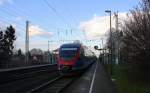 Ein Nachschuss von Zwei Euregiobahn (RB20) kommen aus Langerwehe-Stolberg-Altstadt nach Alsdorf-Annapark aus Richtung Aachen-West,Laurensberg,Richterich und halten in Kohlscheid und fahren in Richtung Herzogenrath. Aufgenommen von Bahnsteig 1 in Kohlscheid. 
Bei Sonne und Wolken am Kalten Nachmittag vom 19.2.2016.