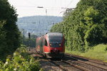 643 037 und 643 053 auf dem Weg vom Ahrtal in die Bundesstadt Bonn.
Das Foto wurde am 28. Mai 2012 in Oberwinter aufgenommen.