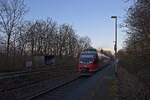 644 002 auf der Linie RB 43 im ehemals zweigleisigen Haltepunkt Herne-Börnig (18.03.2023)