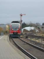 Hier 644 029-0 bei der Einfahrt in den Bahnhof Rheinbach.