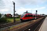 Eine RB, bestehend aus zwei 644 Triebzgen, verlassen hier das Ausfahrsignal passierent den Bahnhof Rheinbach, an diesem Sonntag den 21.8.2011.
