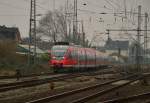 644 044 verlässt Grevenbroich als RB 38 nach Düsseldorf Hbf.