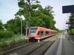 Hier 646 001-8 und 646 020-8 als RE6 nach Berlin-Spandau, bei der Ausfahrt am 6.6.2010 aus Neuruppin Rheinsberger Tor.