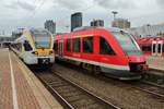 648 606-1 trifft am 18.8.2017 als RB52 (RB10477)  Volmetal-Bahn  nach Lüdenscheid im Dortmunder Hauptbahnhof auf 428 620-9 als RB59 (ERB90377)  Hellweg-Bahn  nach Soest. 