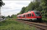 648 104 verlsst als RB54 (RB 29415)  Hnnetalbahn ), von Unna nach Menden(Sauerland), den Haltepunkt Bsperde. (24.05.2008)
