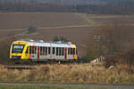 Am 06.01.2008 hat ein LINT41 der Taunusbahn gerade den höchsten Punkt der Strecke Friedrichsdorf - Brandoberndorf hinter sich gelassen und rollt nun gemütlich bergab seinem nächsten Halt Hundstadt entgegen. Vor 15 Jahren war der Betrieb auf dieser Strecke noch gut organisiert und sehr zuverlässig, was man an den Fahrgastzahlen auch ablesen konnte. 