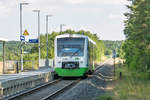 Der EB-VT 007 erreichte am 18.7.18 den zwölf Jahre zuvor eröffneten Haltepunkt Rottershausen.