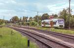 Als der EB-RegioShuttle VT 021 am 24.5.06 den Bahnhof Ritschenhausen gen Süden verließ, hatte er noch wesentlich mehr Gleise und Signale. 