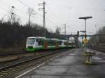 Einer der wenigen Werbe 650 der EB. VT009  Erfurt  wirbt fr die Stadt und den Hainich. Hier in einer Doppeleinheit bei der Einfahrt nach Eichenberg aus Kassel kommend. Aufgenommen am 16.02.2011.