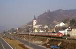 601 015 als Reisebüro Sonderzug bei Lorch, 14.03.1987.