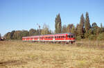 DB 624 631-8 vorne (hinten: 624 639) als RB-29064 von Enschede nach Dortmund Hbf hat beim Formsignal  F  kurz angehalten und fährt weiter zum Bahnsteig in Gronau, 10.10.2004, 12.08u.