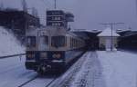 Gezeichnet vom harten Winterdienst ist 624638 am 13.1.1987 als Nahverkehrszug aus Bramsche im Hauptbahnhof Osnabrück angekommen.