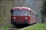 Die Schienenbusgarnitur bestehend aus dem 796 690, 796 802 sowie den beiden Beiwagen 996 299 und 996 309 durchfhrt den ehemaligen Bahnhof Oberbrgge im Volmetal. (26.04.2008)
