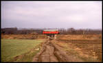 771047 ist hier am 18.2.1993 um 16.10 Uhr als Zug 8761 von Aschersleben kommend in Richtung Sandersleben unterwegs.