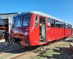 up-schienenfahrzeugtechnik 772 149-1 (95 80 0772 149-0 D-UP) hatte am 19.09.2020 beim Eisenbahnfest im Bw Arnstadt hist. seinen 1. öffentlichen Auftritt. Er pendelte mehrmals zwischen Bw und Arnstadt Hbf. Ein Fototagebuch von der Wiederinbetriebnahme des LVT gibt es hier: https://www.up-schienenfahrzeugtechnik.de/lvt-lvs/