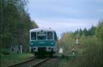 771 024 auf der Strecke Haldensleben-Weferlingen anno 1998 am Bedarfshaltepunkt Emden(Haldensleben)