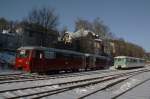 Am 20.12.09 rangieren in Annaberg-Buchholz 171 056 mit dem Steuerwagen 972 771 und 772 367 mit 772 312.