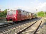 23.5.2010 18:39 DR Baureihe 171 056-5 (DB Baureihe 771) ,,Ferkeltaxe'' als Sonderzug aus Kulmbach nach Schwarzenberg (Erzgebirge) bei der Ausfahrt aus Plauen (Vogtland) Oberer Bahnhof von Gleis 3.