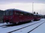 772 141 und 772 140 der Schwarzatalbahn standen am 27.01.13 in Rottenbach