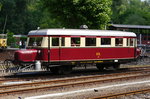 Für seine Fahrten auf DB-Gleisen, z.B. am 12.6. ins Hönnetal zum Schienenbustreffen besitzt der Wismarer sogar eine NVR-Nr.: 95 80 0 133 102-3 D-DGEG. Aufnahme aus dem Museumsgelände in Dahlhausen, 5.6.16.