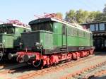 Die Dessauer E44 044 im Betriebshof Lutherstadt Wittenberg anllich der Bahnaktionstage, 24.09.2011.