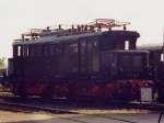 E-Lok E 44 044 zeigt sich beim Eisenbahnfest in Weimar dem Publikum (Mai 2003)