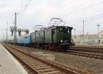 Am 6. Dresdner Dampfloktreffen gab es auch wieder eine Parallelfahrt von Dresden nach Decin. Hier am 13.04.14 E 77 10 in Heidenau mit Schublok 23 1097.