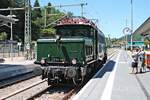 Portrait von EZW E94 088, als diese am Nachmittag des 29.06.2019 sich ans andere Ende ihres privaten Sonderzuges (Seebrugg - Neustadt (Schwarzw.) - Freiburg (Brsg) Hbf) im Bahnhof von Neustadt (Schwarzw.) setzte.