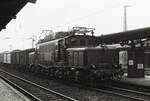 historische Aufnahme von der 254 082 1972 im Bahnhof Radebeul Ost