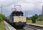  Historischer  Gterzug der Bayern Bahn auf dem Weg nach Ingolstadt Nord durchfhrt den Bahnhof Gunzenhausen. 