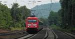 Zum Ende hin war Dennis und Ich noch am Bahnsteig paar Fotos am machen.
Hier zum einen 101 013-1 mit IC durch Brohl in Richtung Köln.
Weitere Fotos vom Tag folgen.

Brohl
26.08.2017