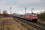 101 023 schiebt den IC 2212 gen rostocker Hbf am 07.01.2023 in Sildemow bei Rostock aufgenommen.