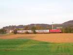 Die Br.101 114-7 ist am 21.September 2007 mit einem IC von Nrnberg Hbf nach Karlsruhe Hbf unterwegs. Hier in Hhe Aalen-Hofen, der Zug erreicht in Krze den Bahnhof Aalen.