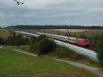 Br 101 schiebt IC 118 aus Innsbruck nach Mnster(Westf)Hbf ber die Bauerbach-Talbrcke.