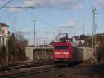 101 006-5 schiebt IC 2005 Emden Hbf - Konstanz aus Radolfzell.