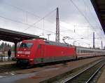 101 084 mit IC2356 in Weimar, 21.2.010.