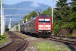 DB 101-120 mit R4960 von Rosenbach nach Klagenfurt Hbf, bei der Einfahrt in den Bahnhof Krumpendorf, 14.07.2010.