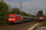 101 013-1 mit einem Eurocity und 143 309 mit der S1 nach Dortmund in Dsseldorf-Oberbilk am 17.04.2011