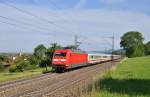 101 012 mit IC 361 Richtung Mnchen HBF auf der KBS 750.Aufgenommen bei Gingen(Fils)am 26.7.2011