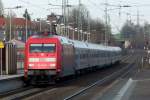 101 058-6 mit IC132 nach Luxemburg bei der Einfahrt in Recklinghausen 25.1.2012