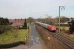 101 127-9 fuhr am 15.03.2013 mit dem IC 132 von Norddeich nach Luxemburg, hier in Leer.