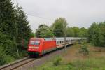101 046-1 fuhr am 19.05.2013 mit dem IC 2434 von Leipzig nach Emden Auenhafen, hier in Leer.