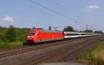 DB 101 038 unterwegs mit EC8 (Chur09:16-Hamburg Altona21:27).

2013-07-22 Langenfeld-Berghausen 
